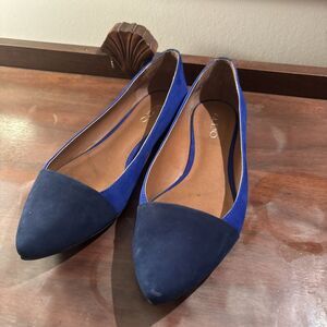 Women’s Aldo 2-toned Blue Flat Shoes Size 38